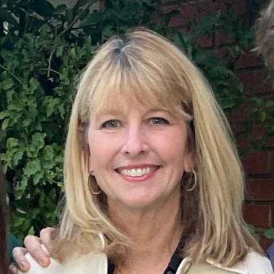 Image of Carol Martin